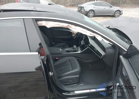 2019 Audi A7 55 Premium z USA, uszkodzony, nr VIN WAUV2AF2XKN037025